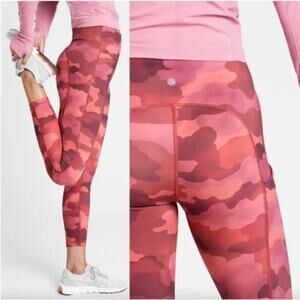 Athleta Ultimate Stash Pocket 7/8 Tights